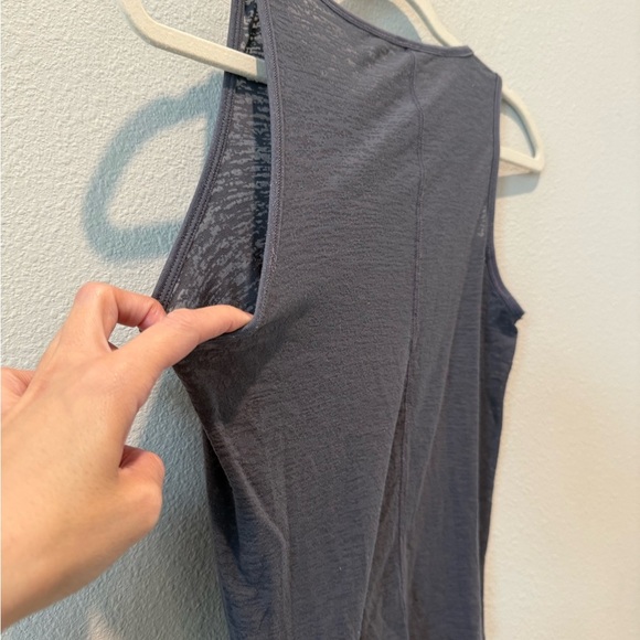 Lululemon Breeze Through Slate Gray Sleeveless Twist Tank Top - Picture 4 of 7